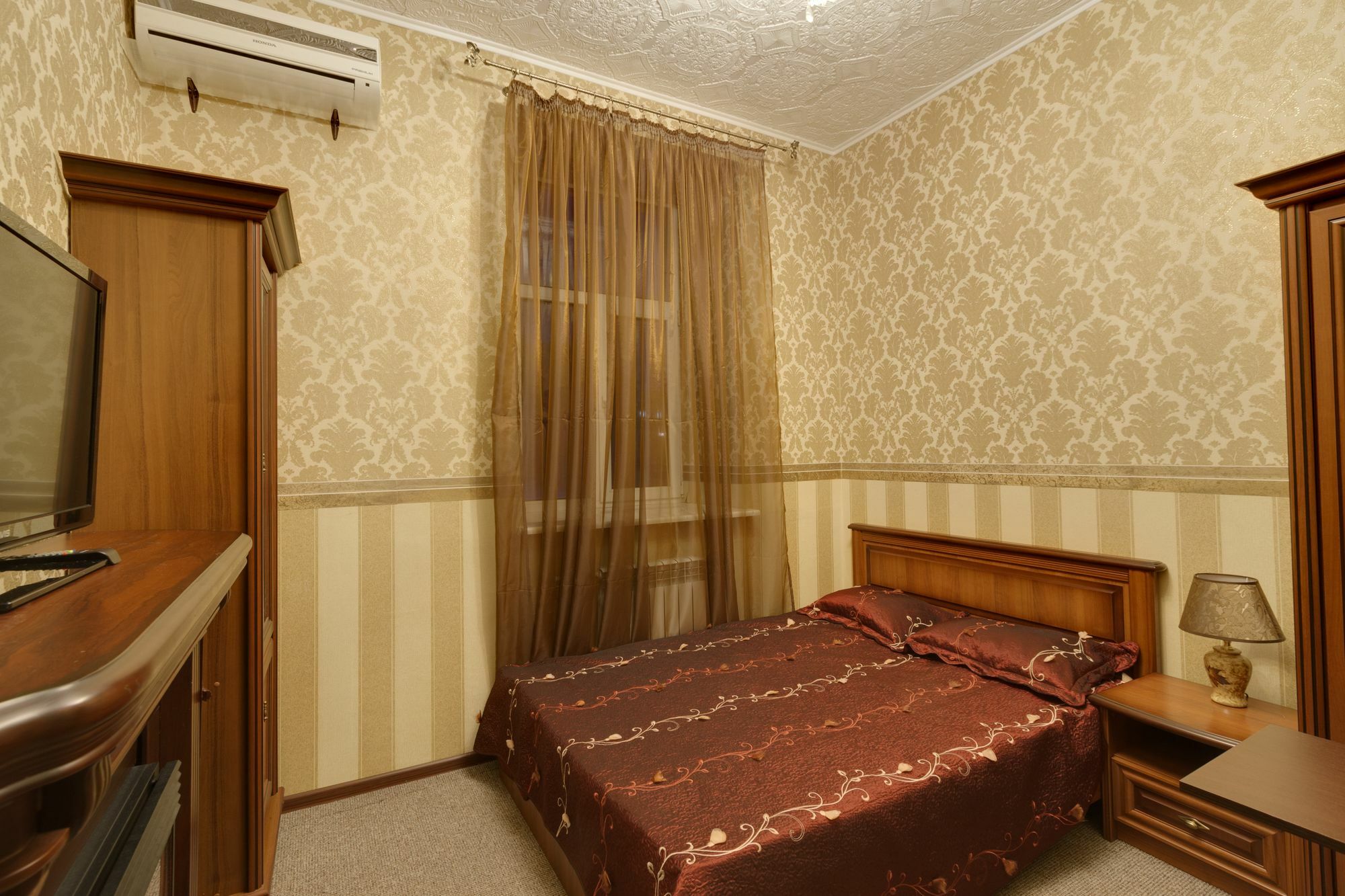 Pokrovsky Kyiv Exterior photo